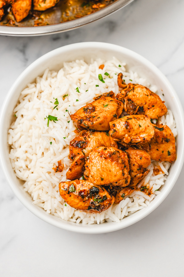Garlic Butter Chicken Bites Recipe -cubed chicken recipe - The Dinner Bite